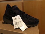 Yeezy 380 onyx Us9