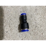 12mm pipe quick coupling connecting 8mm pipe