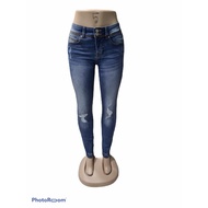 New style knee cut pant