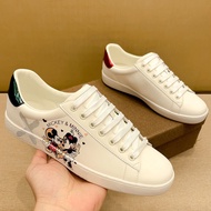 European Station Luxury ดีไซน์ ผู้ชาย สีขาว หนัง ลำลอง รองเท้า อินเทรนด์ All-Match Brand ระบายอากาศไ