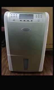 二手中古日立除濕機，10公升/日，型號RD-200J，保固3個月，line帳號chin0290