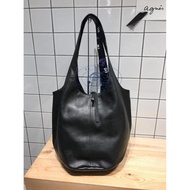 Agnes b. Simple Classic Soft Sheepskin Shoulder Bag - Perfect for Autumn/Winter