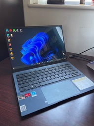 Asus zenbook s13 oled 6800U