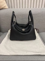 愛馬仕 Hermès Lindy 30 黑色 銀扣 T刻