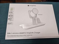 mophie 三合一立架，適用於 MagSafe 充電器(3-in-1 wireless stand for magsafe charger)