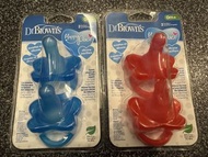 Dr. Brown’s HappyPaci 嬰兒奶咀👶🏻 布朗博士新生兒專用矽膠安撫奶嘴0-6月-兩入裝👶🏻初生嬰兒矽膠奶嘴，仿母乳奶嘴頭，不含雙酚A、不含乳膠。