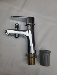 浴室櫃坐盆式單孔單把雙用冷熱淋浴水龍頭*2