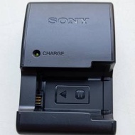 出售Sony 原廠 Charger (BC-VW1) for NP-FW50 (A7II, A7, A5000, A5100, A6000, A6...