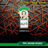 souvenir wisuda souvenir plakat wisuda akrilik tk/paud kenang kenangan - ppl hijau hijab kayu