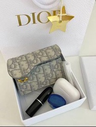 DIOR迪奧 Saddle 系列 Bloom 翻蓋小孩老花滿印 Oblique 織物卡夾卡包零皮夾 常規女款灰色