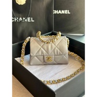 *** Original Order CH ANEL 2023 Early Spring New Style 22 B Flap Pillow Bag Lazy Fashion CeilingThe 