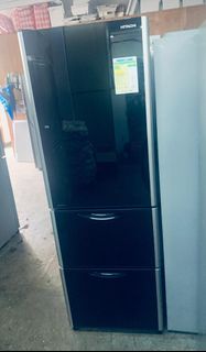 雪櫃 (三門) (黑影玻璃色)左門鉸 可自動製冰 高181CM 二手電器#傢俱#傢俬#家電#家庭用品#搬屋#家俬#拆舊#家具#新款#家俱 時尚#安裝#貨到付款#保用/送貨#家庭電器#可用消費券/信用卡