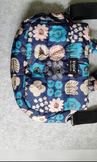 全新Kippis 女裝袋  長沙灣交收