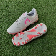HM5 Children's Soccer Shoes