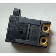 牧田 Makita HM0830 原廠開關 650558-5 電動錘開關 破碎機開關 電鎚零件 電鎬開關 1個