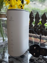 極新 3 5G SIM Card 雙頻 router MC888