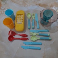 Asesoris kitchen mainan little tikes dan Elc masakan mainan anak perempuan preloved
