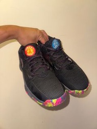 Adidas DAME 8 (emoji）