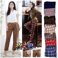 BAGGY PANTS FOR WOMEN, baggy pants for girls with checkered pattern