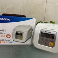 Panasonic 樂聲牌 SR-CM051 迷你快思邏輯西施電飯煲 (0.5公升) 90% New