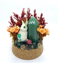 兔子與綠東陵柱/紅紋石珠-水晶公仔乾燥花擺設