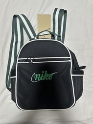 Nike Sportswear Futura 365 Mini 小型雙肩背包