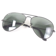 成色極佳的Ray-Ban) B&L Bausch & Lomb 雙梁飛行員太陽眼鏡，黑色鏡框配綠色鏡片，尺寸 62□14，男士款