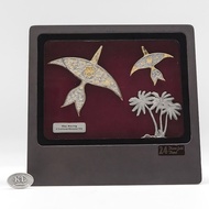 KL Pewter [685] Wau Kucing & Pokok Kelapa (Gold) | Table Frame