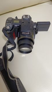 Nikon CoolPix 8700
