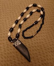 二手 民族風黑白木刀串珠項鍊（塑膠製品）（可贈送