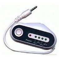 迷你 萬用/車用/室內 MP3/ CD/PDA/iPod/iphone (廣播電台)頻率發射器/FM轉換器 [CMP-00001]