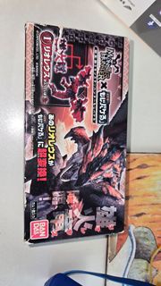 Bandai Monster Hunter x 變形金剛 雄火龍，食玩