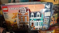 LEGO Creator 10270 書店