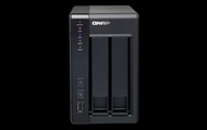 QNAP TS-219Pii with 2x4TB Iron wolf HDDs