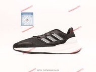 阿迪達斯Adidas PureBOOST 23緩震中底跑步鞋。15