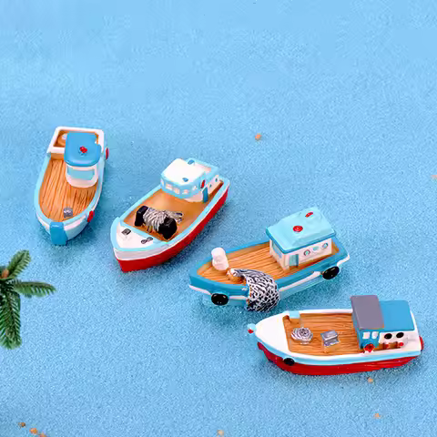 4Pcs/Set Caroon Mini Ocean Boats Ornament Miniature Figures Resin Handicraft Micro Landscape Dollhou