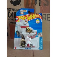 HOTWHEELS BASIC/REGULAR FELINE LUCKY