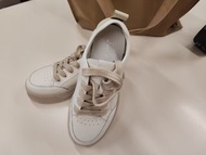 Junda 厚底優閒鞋