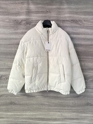 NEW ARRIVAL Bershka Jacket in Offwhite แบรนด์แท้💯