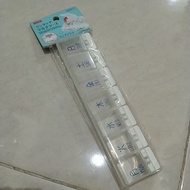 7 days 7 compartment plastic medicine storage box