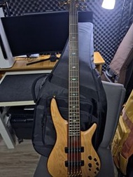 Ibanez 5 string bass - SR1305 NTF Premium