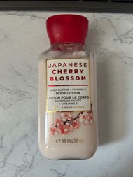 Bath and body works Japanese cherry blossom 88ml身體乳液，櫻花味旅行裝細支裝