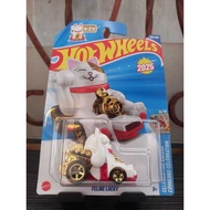 HOTWHEELS CELEBRATION RACERS FELINE LUCKY-WHITE