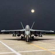 1: 72 High Precision F18 Fighter Bumblebee F14 My Neighbor Tomcat Fighter Pirate Flag White Swan TU1