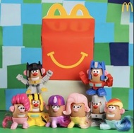 麥當勞開心樂園餐玩具
McDonald's ×
Potato Head/Transformers
薯蛋頭/變形金剛
1) 大黃蜂  2) 鋼鎖
3) 麥加登  4) 柯柏文
Potato Head/M