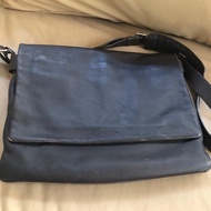 Postman Bag Selempang Pria Kulit Merek Oroton Original Aussie