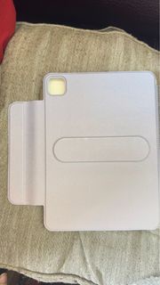 iPad Pro 11 /ipad air 10.9可分離，薰衣草色，360旋轉/可放apple pencil/送玻璃貼