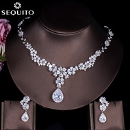 SEQUITO Elegant งานแต่งงานสีขาวชุบทอง Big Water Drop Cubic Zirconia จี้ต่างหูสร้อยคอดอกไม้เจ้าสาวชุด