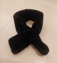 黑色毛毛頸巾 冷氣房 暖頸