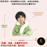 Standee shaking head Tran Tuan Minh TF family 4